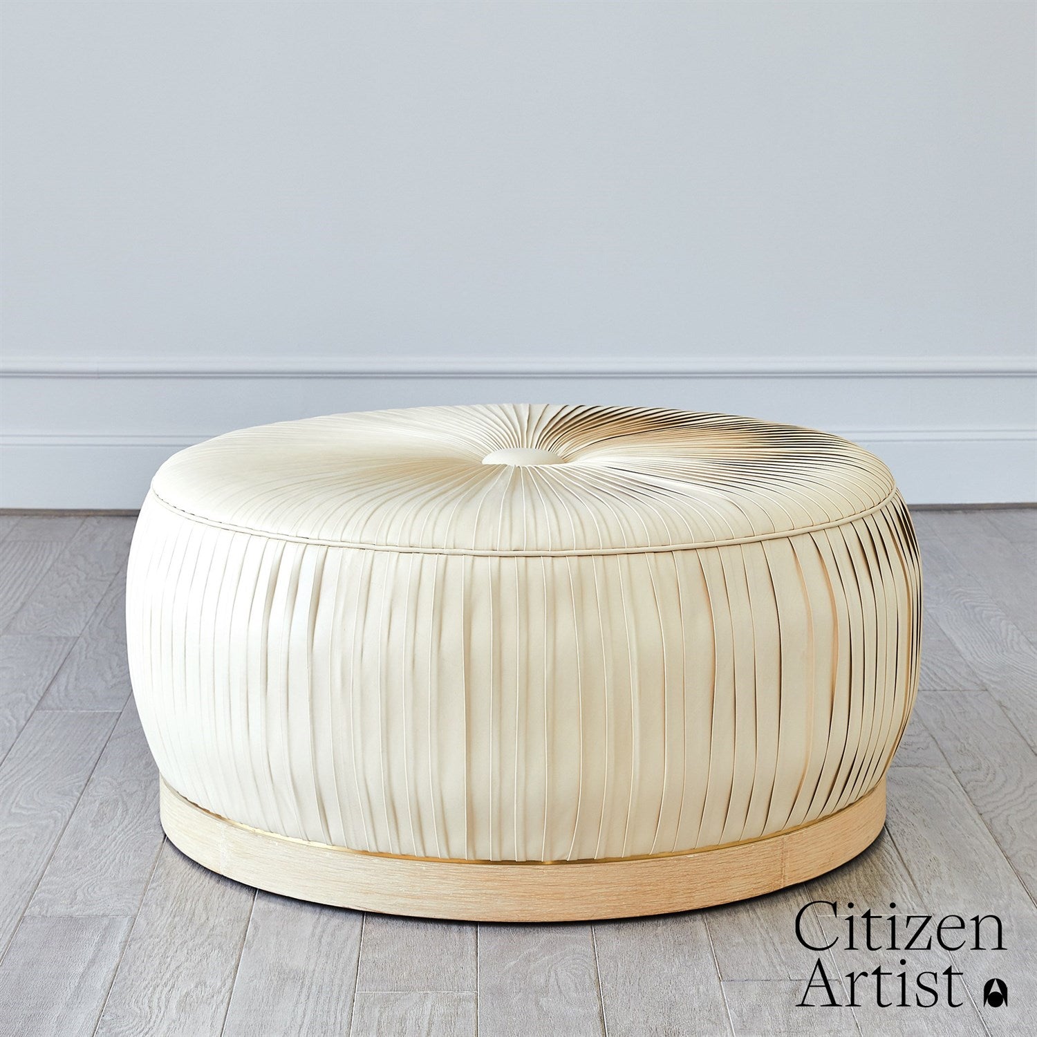 Global Views, Colette Ottoman